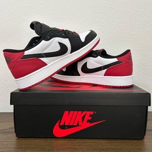 Nike Air Jordan 1 Black Toe Low
